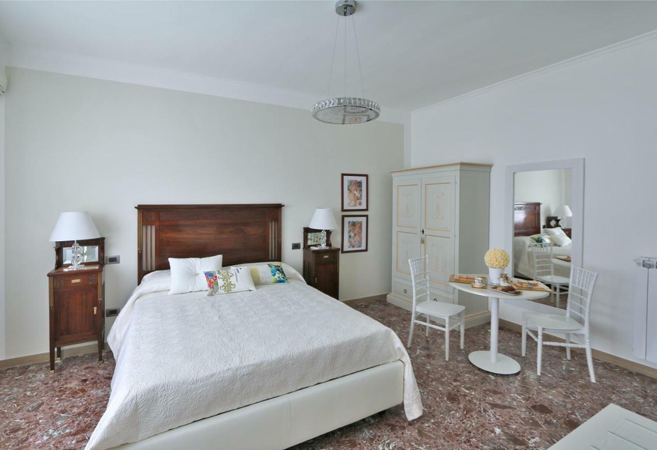 Solidea Bnb Салерно Екстер'єр фото
